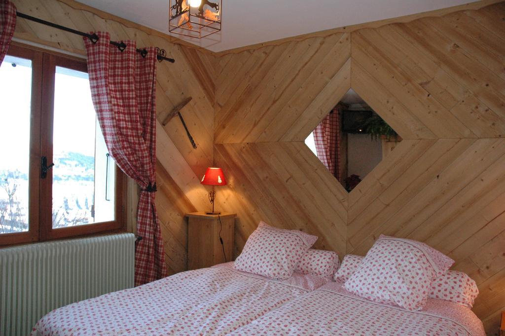 B&B Chalet La Providence Le Sauze Room photo